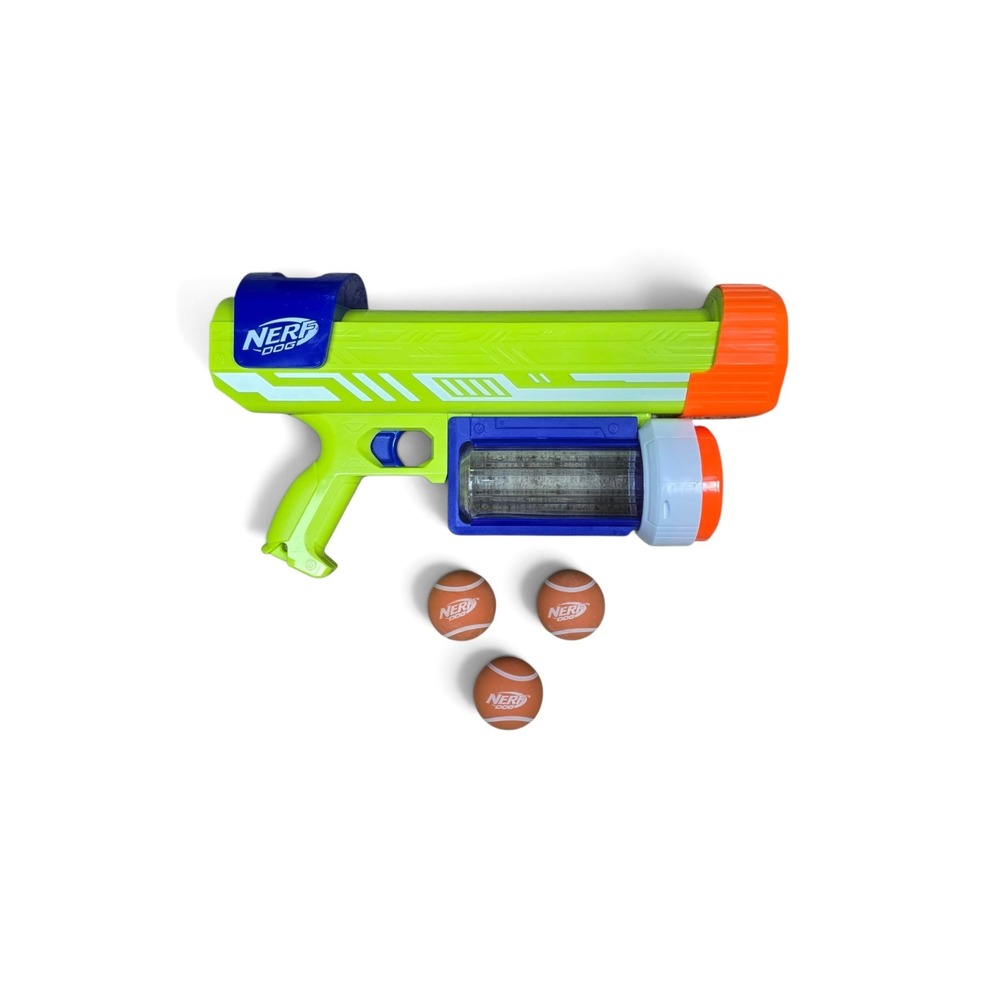 Nerf Dog Tennis Ball Blaster Launcher with 3 Balls Hands-Free Pickup EUC